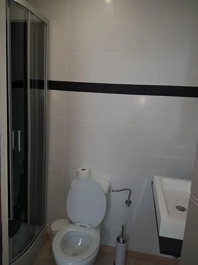 2 Sides Bed & Breakfast Ostend